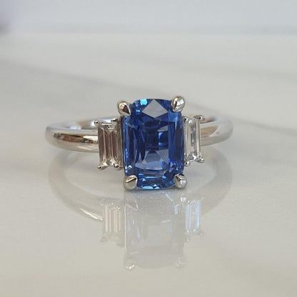 Burmese Sapphire 1.65ct and Diamond Platinum Ring
