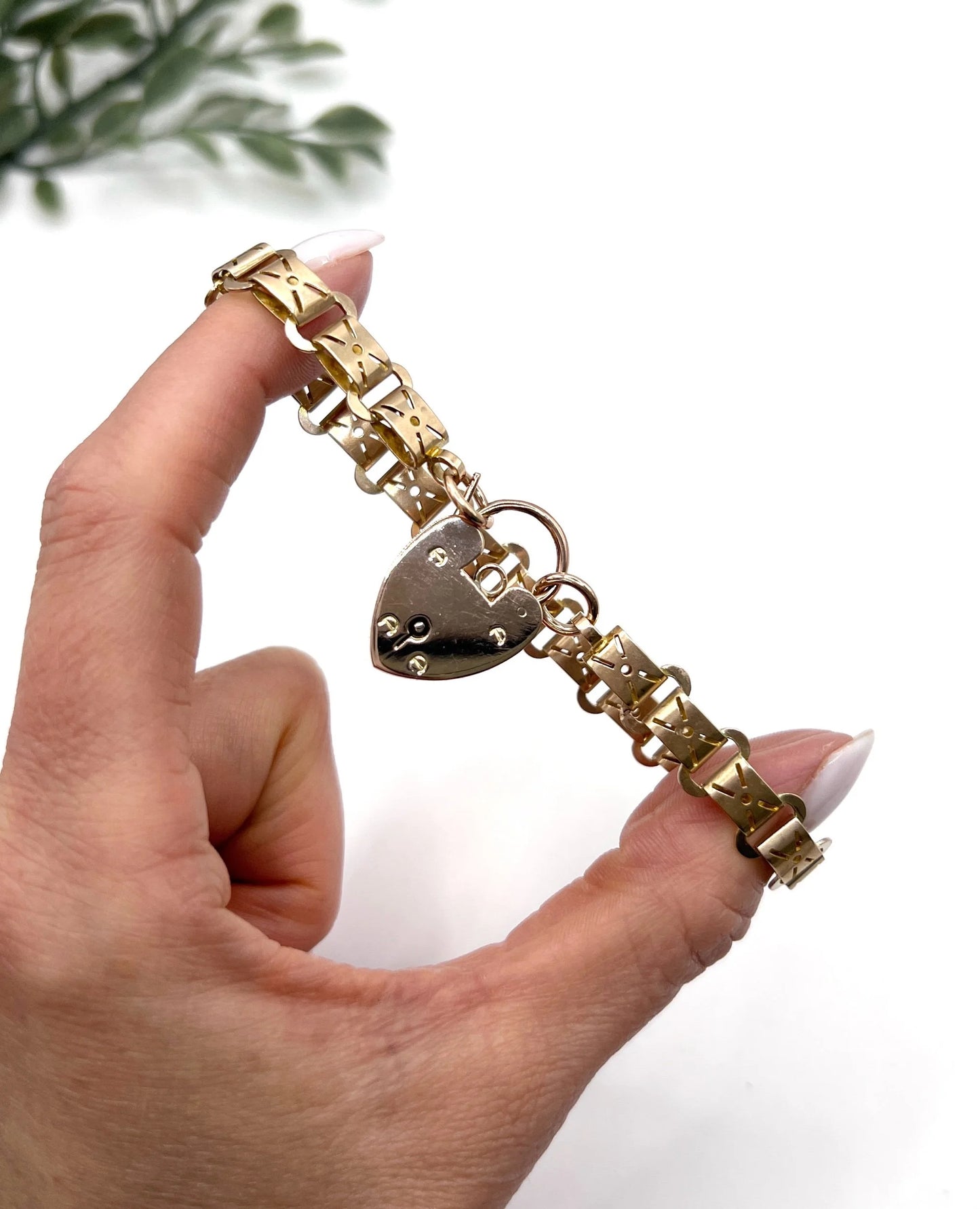 Antique 9 Carat Rose Gold Fancy Link Bracelet with Heart Shaped Padlock