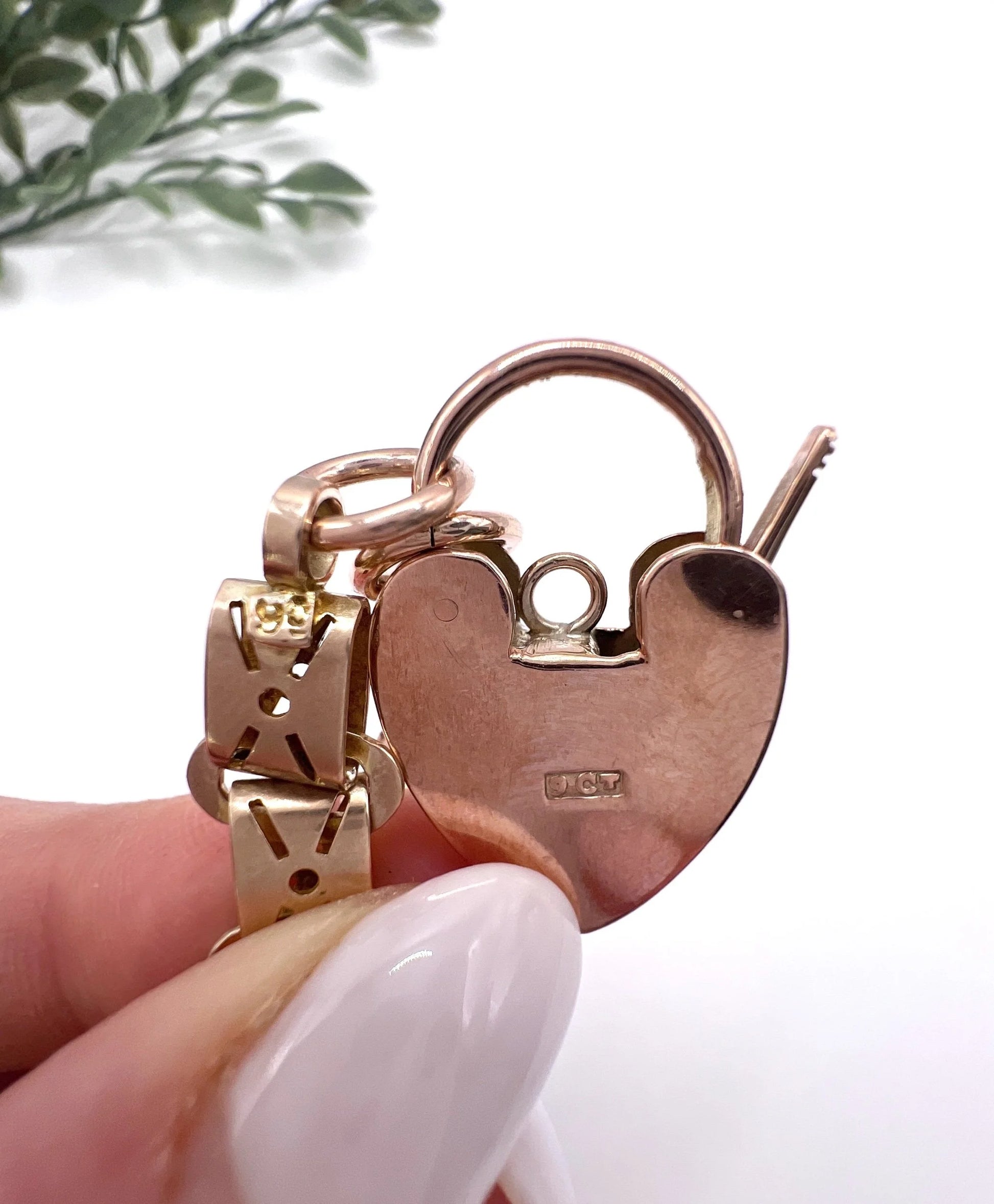 Antique 9 Carat Rose Gold Fancy Link Bracelet with Heart Shaped Padlock