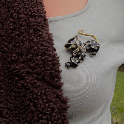 Kutchinsky gold brooch cat and diamonds black 