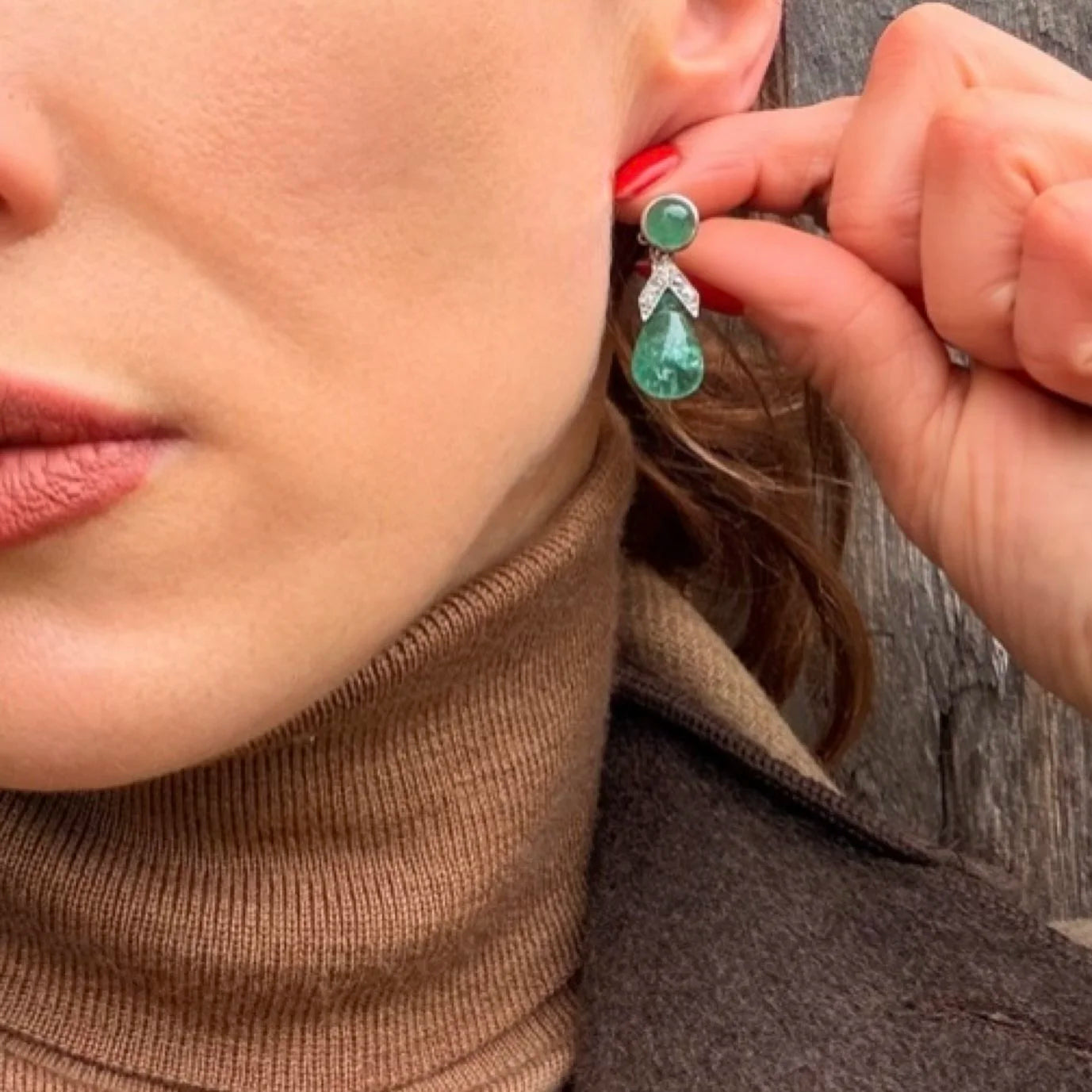 Art Deco Platinum Colombian Emerald Earrings