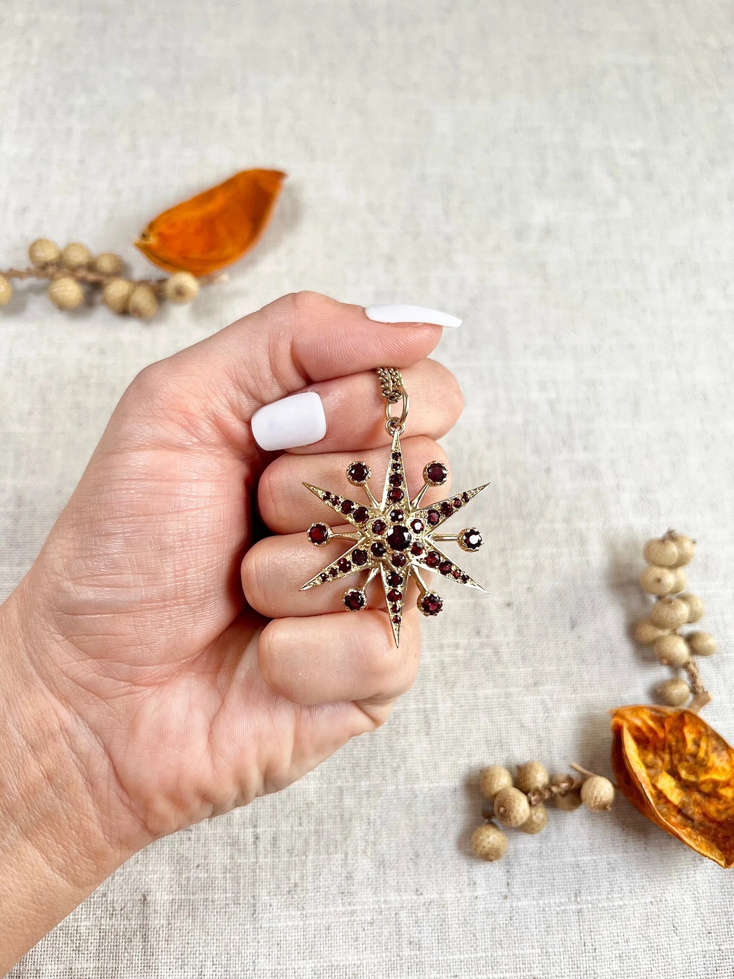 Vintage 9ct Gold Stamped, 1960s Garnet Starburst Pendant