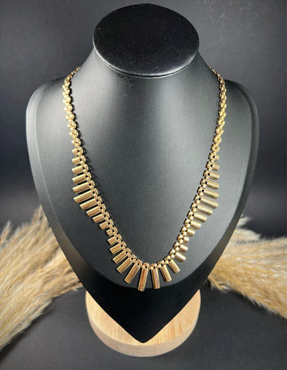Vintage 9 Carat Yellow Gold 1940's Cleopatra Necklace in Original Fitted Box