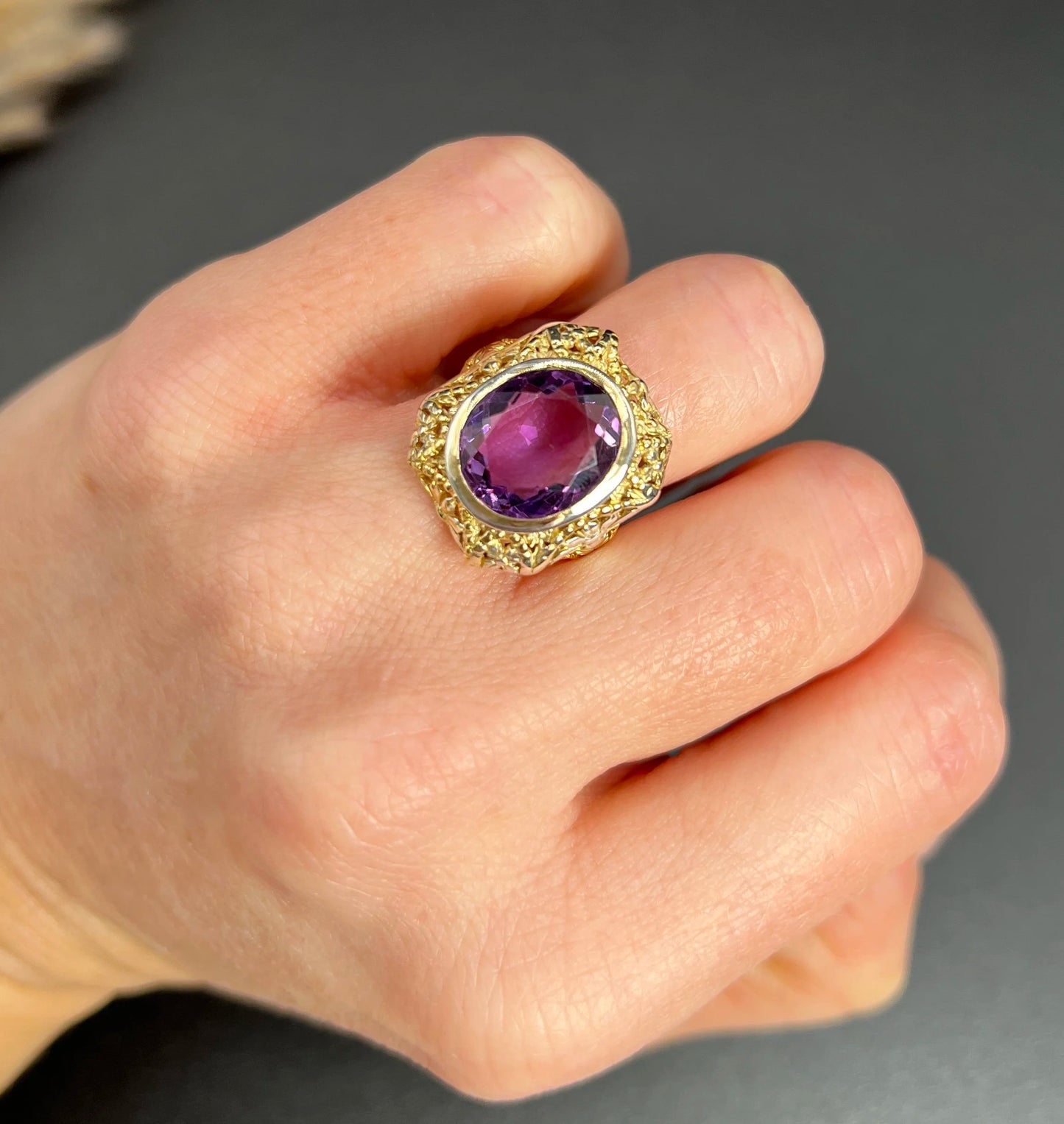Art Nouveau 18 Carat Yellow and White Gold Oval Amethyst Ring