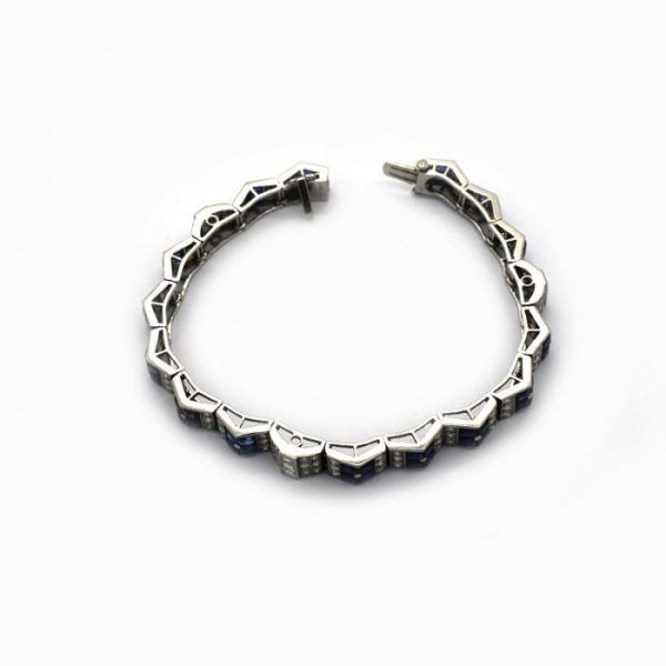 CARTIER SAPPHIRE & DIAMOND ART DECO BRACELET, CIRCA 1935