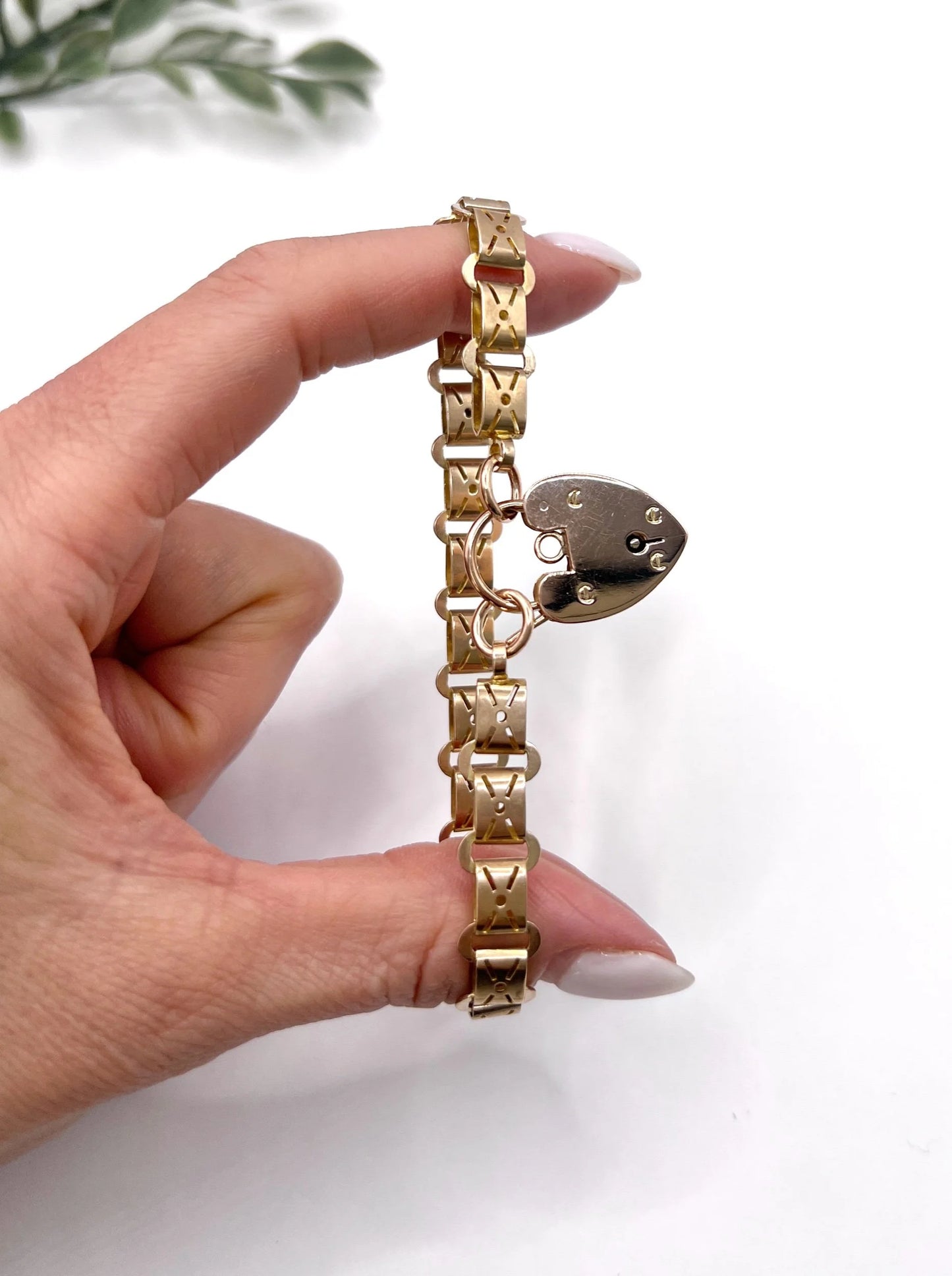 Antique 9 Carat Rose Gold Fancy Link Bracelet with Heart Shaped Padlock