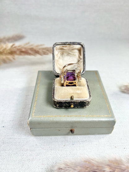 Vintage 14 Carat Yellow Gold Large Amethyst Cocktail Ring, Circa 1940