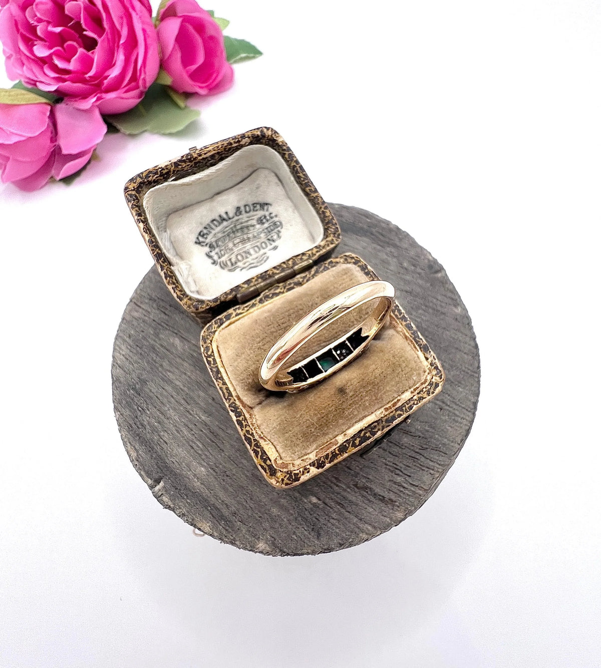 Antique 18 Carat Gold ADORE Amethyst, Diamond, Opal, Ruby and Emerald Acrostic Ring