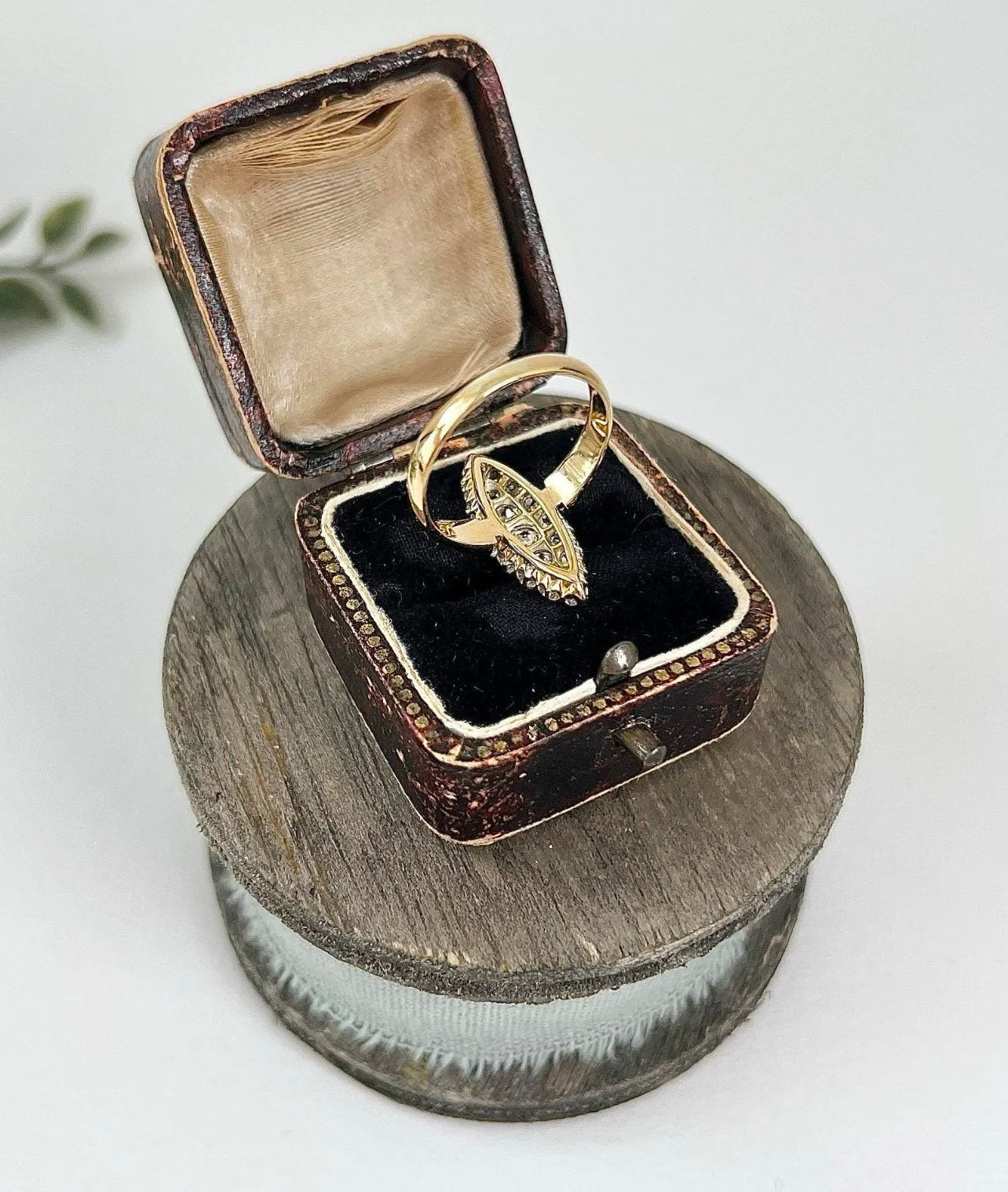 Victorian 18 Carat Yellow Gold Diamond Marquise/Navette Ring, Circa 1880
