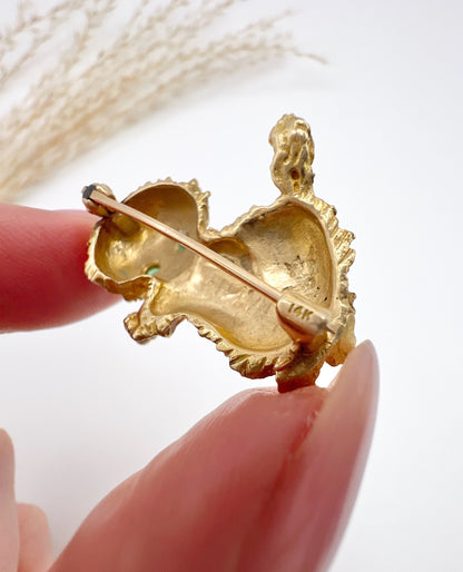 Vintage 14 Carat Yellow Gold Cat Brooch with Emerald Eyes, Circa 1960