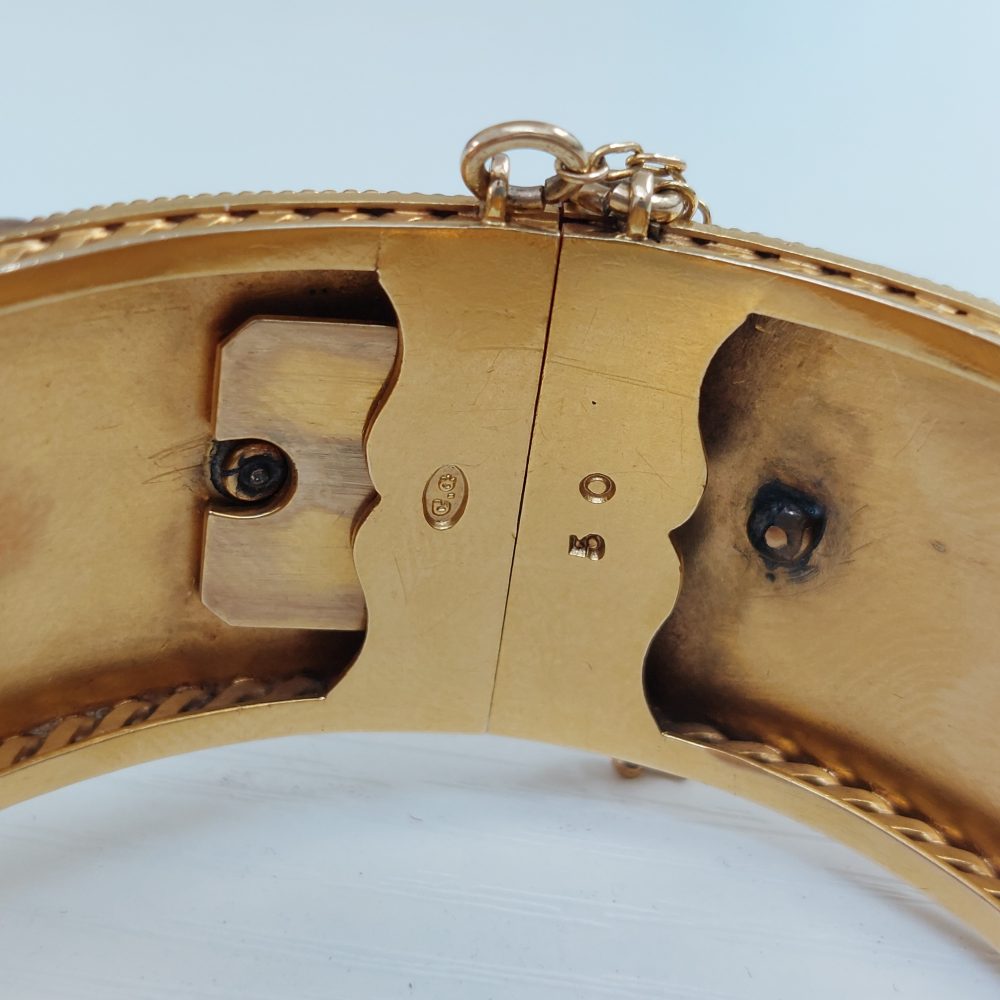 Carlo Giuliano Moonstone and Diamond Gold Bracelet Bangle