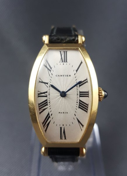 Cartier Tonneau Ladies 18ct Yellow Gold Manual Watch