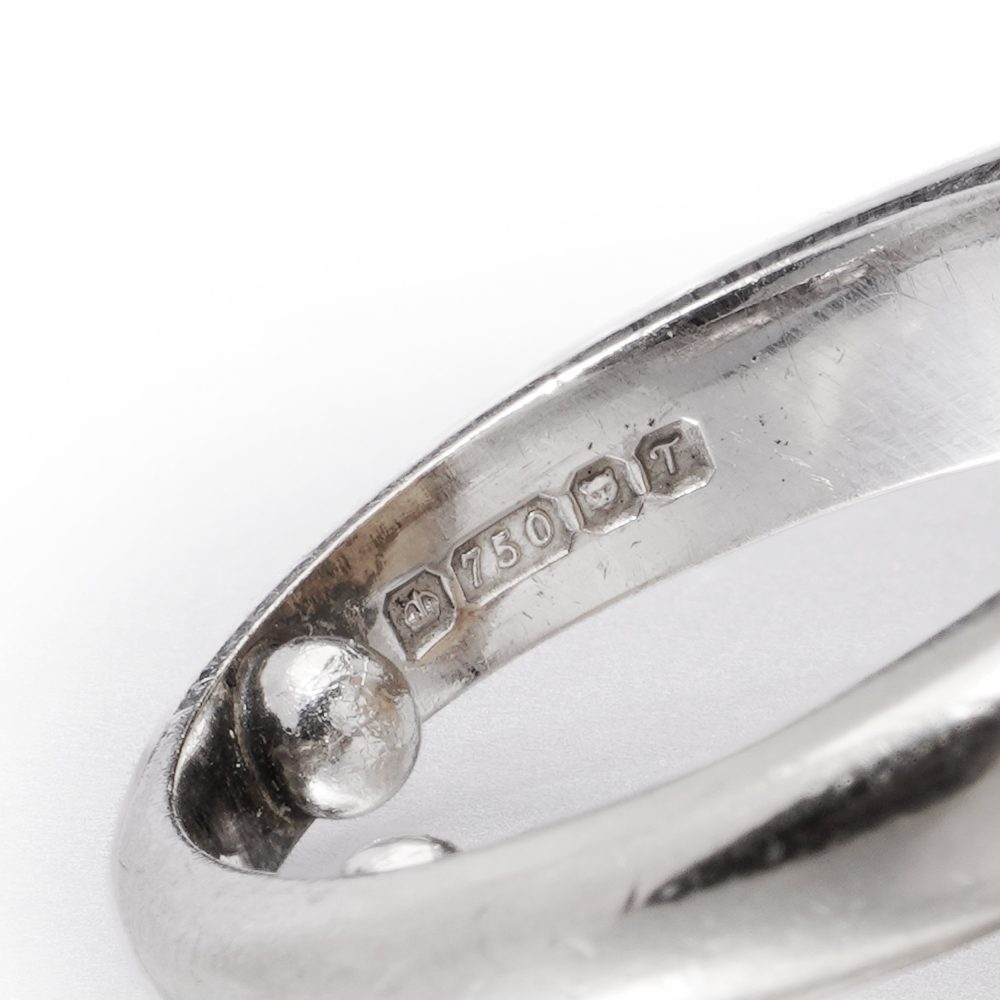 Cartier 18 Carat White Gold Amber Intaglio Ring