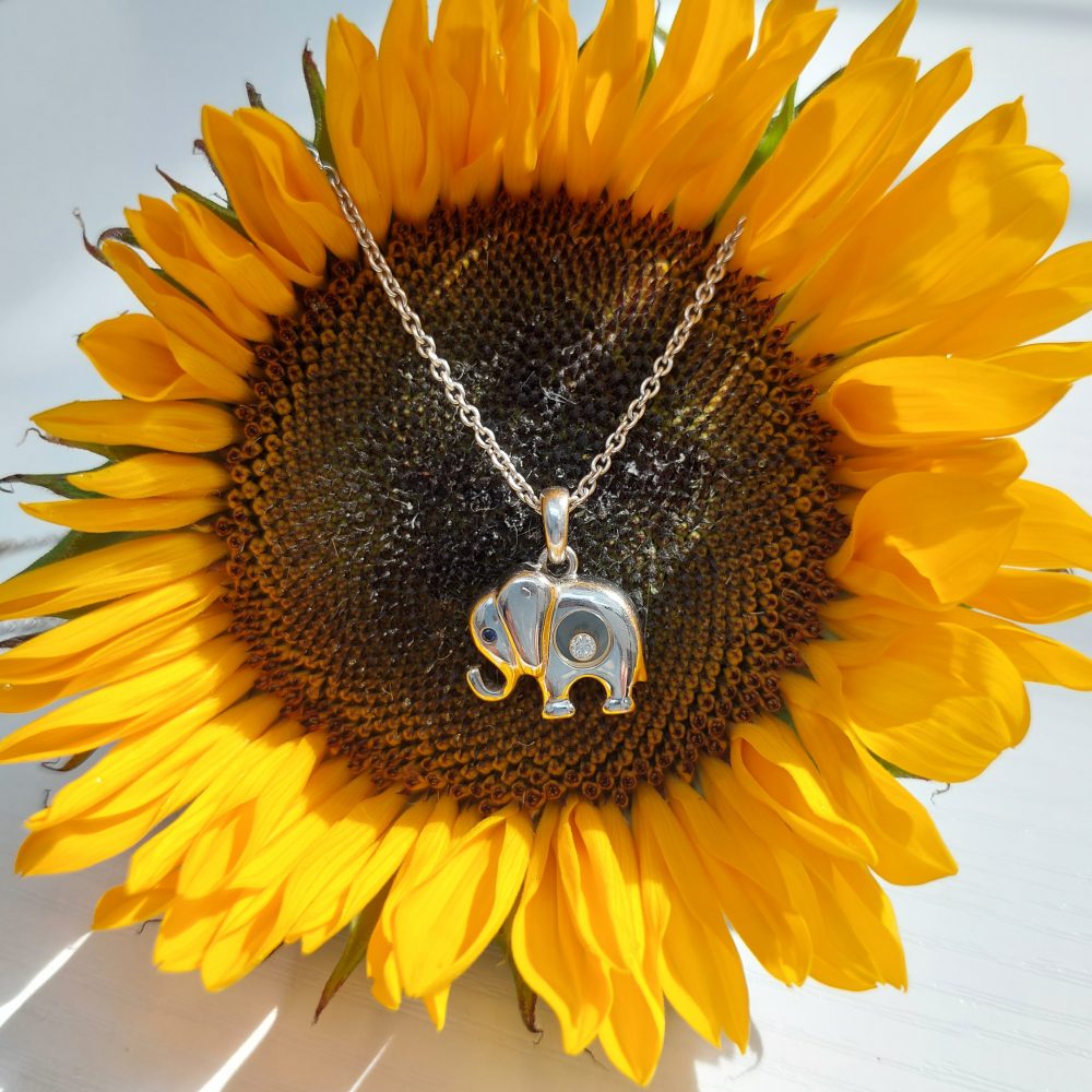 Chopard Happy Diamond Elephant Pendant Necklace