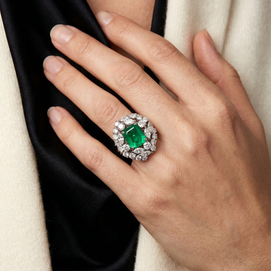 18 ct White Gold 3.22 ct Colombian Emerald Diamond Cluster Engagement Ring