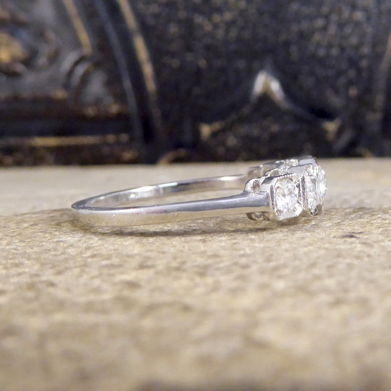 Contemporary 0.90ct Diamond Five Stone Geometric Set Ring