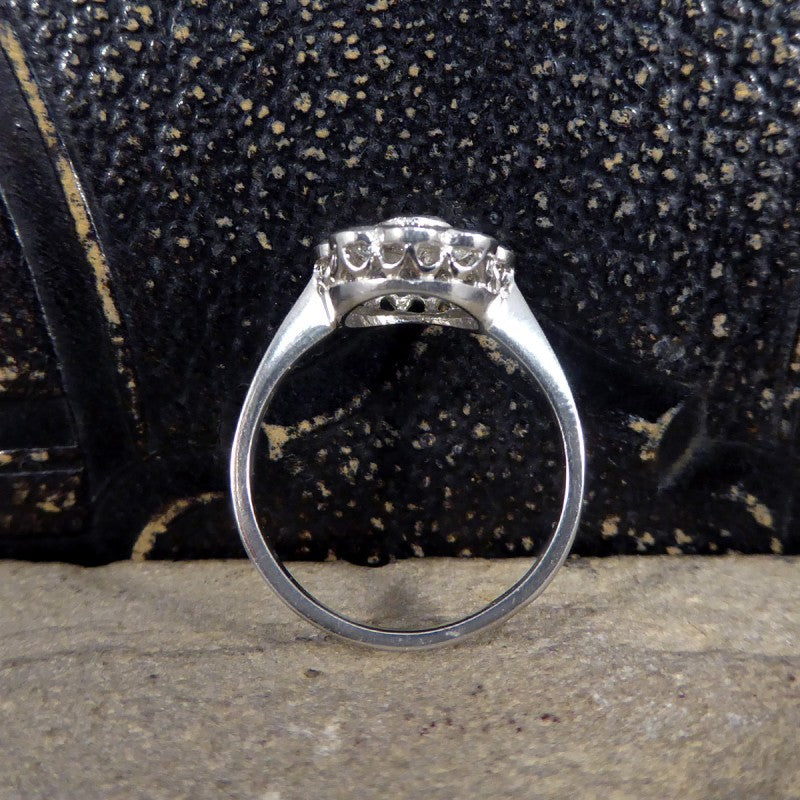 Contemporary 1ct Brilliant Cut Diamond Daisy Cluster Ring