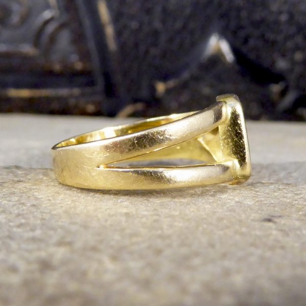 Contemporary Kite Shape Diamond 1.15ct Gold Ring