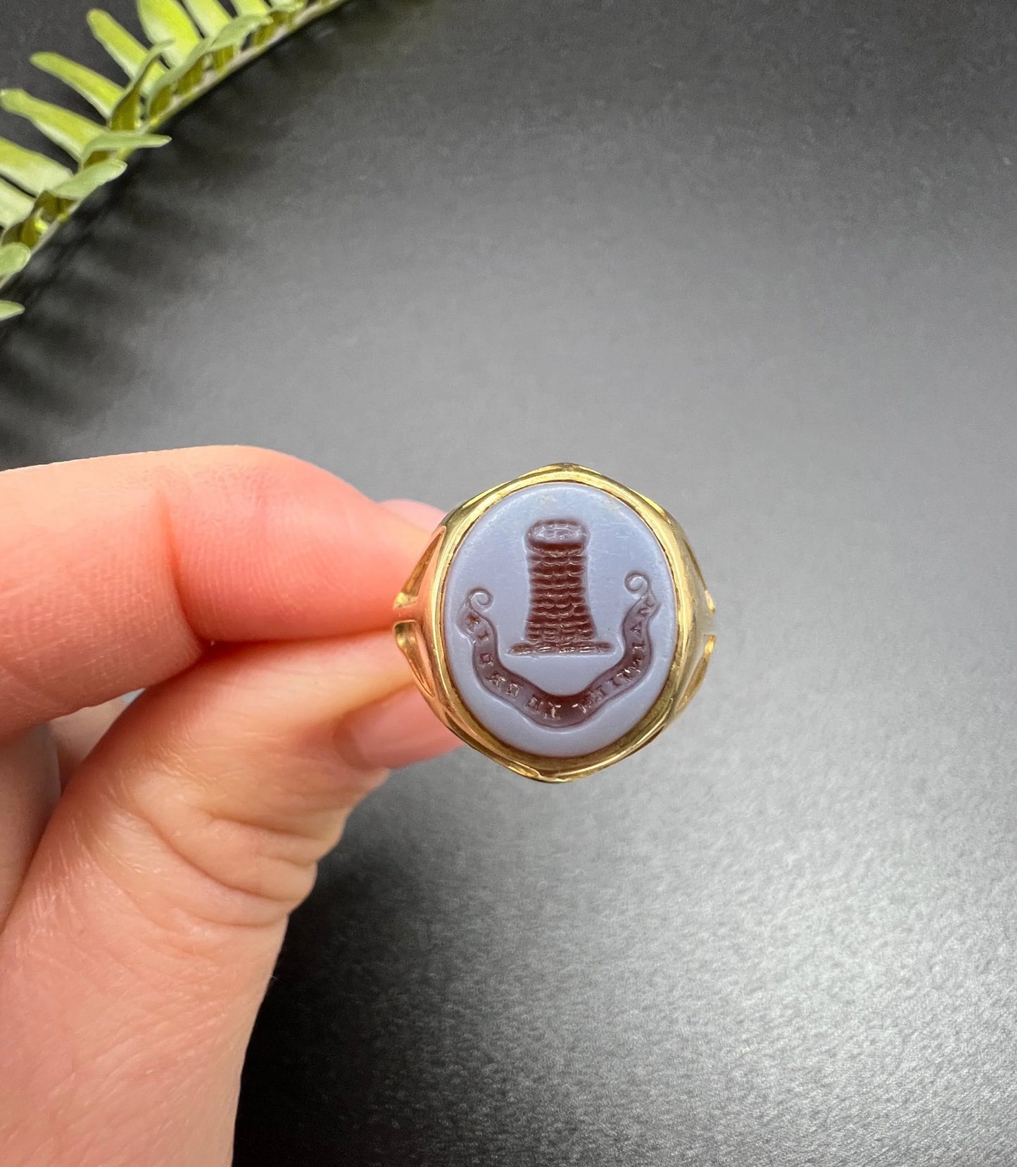 Antique 18 Carat Yellow Gold Sardonyx Seal Crest Signet Ring, Circa 1900