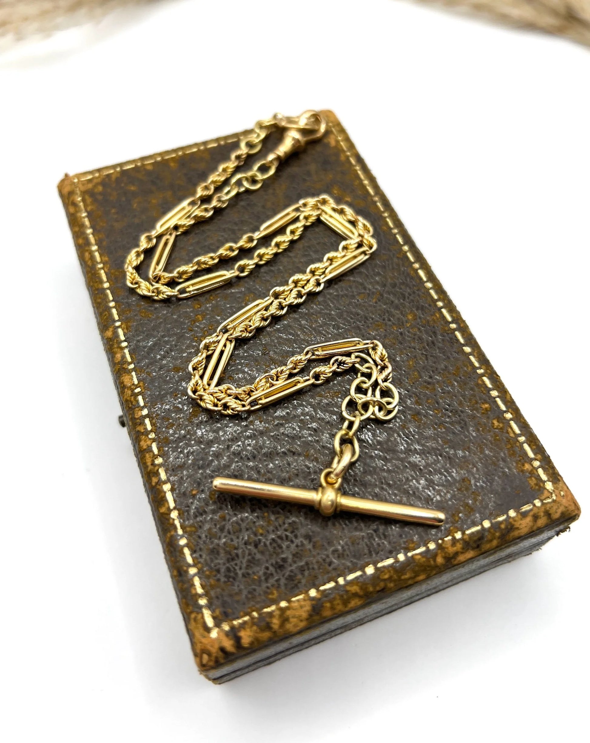 Antique 18 Carat Yellow Gold Albert Chain Fancy Paperclip Knot Link Necklace