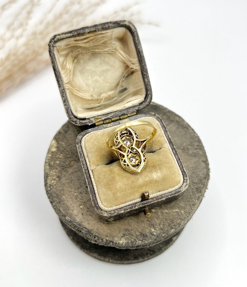 Antique Art Deco Diamond And Sapphire Ring In 18 Carat Yellow Gold And Platinum