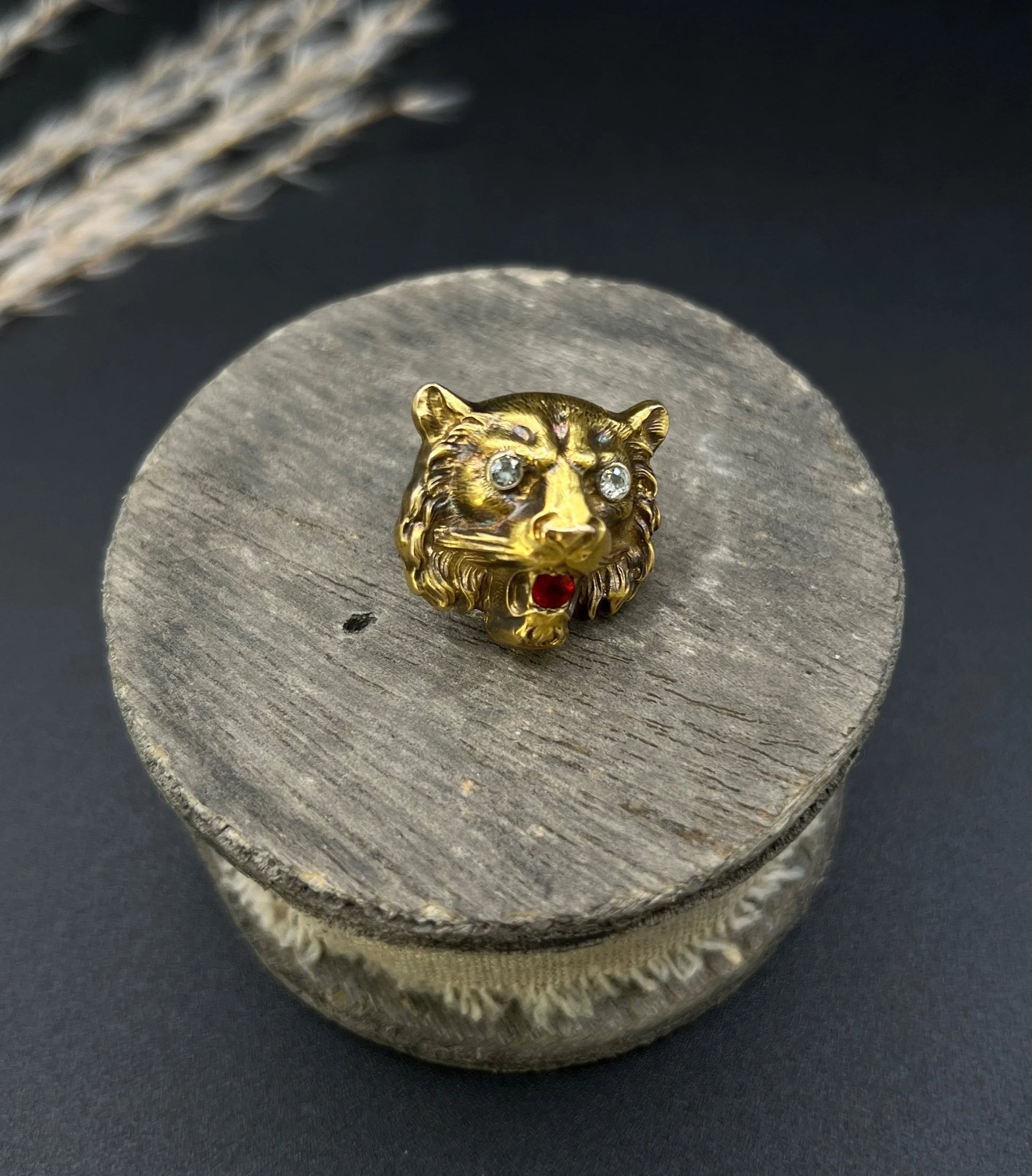Antique 18 Carat Yellow Gold Diamond and Garnet Tiger's Head Brooch, Circa 1920