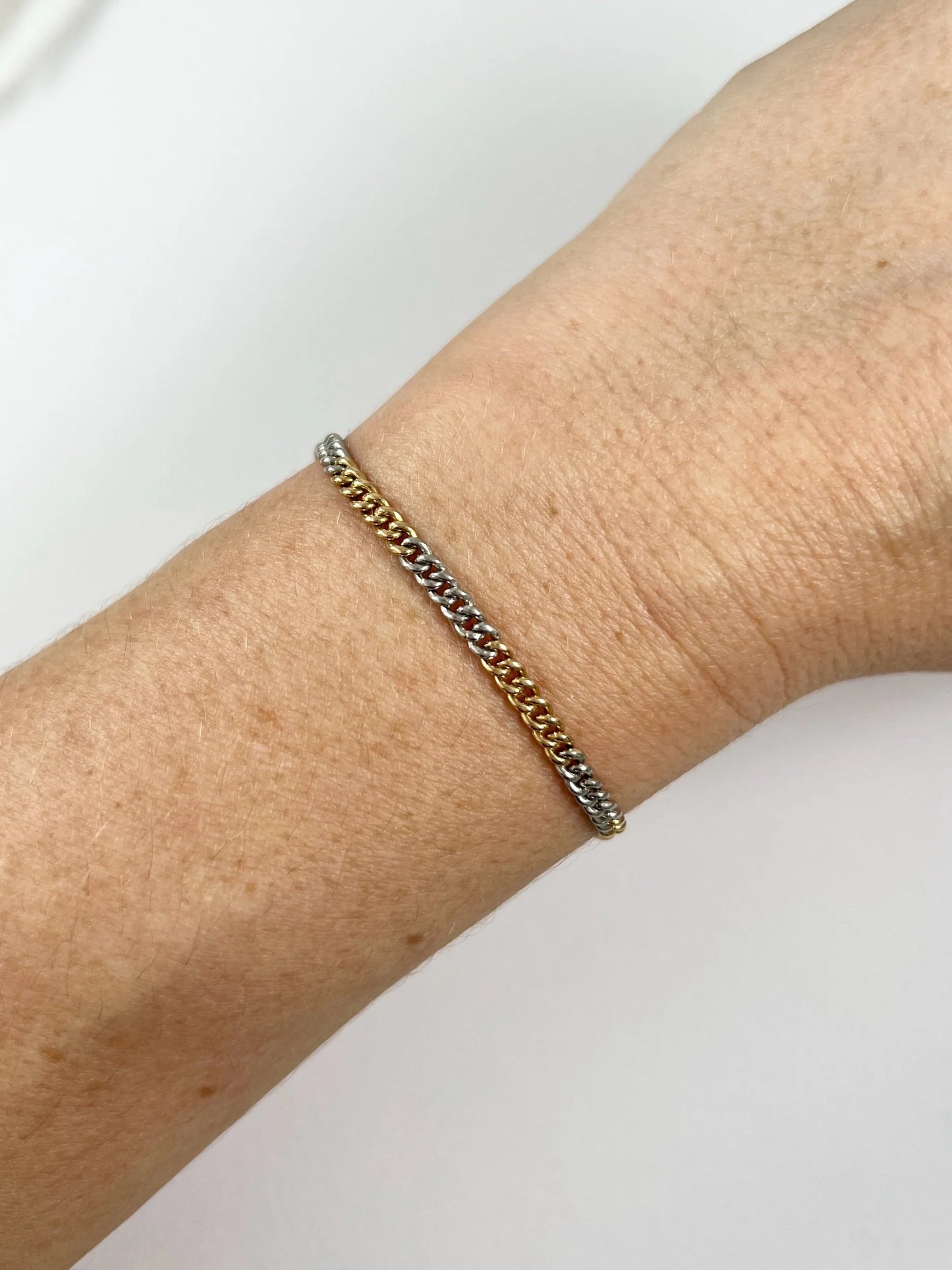 Antique 18 Carat Gold and Platinum Curb Link Bracelet with Swivel Clasp, Circa 1920