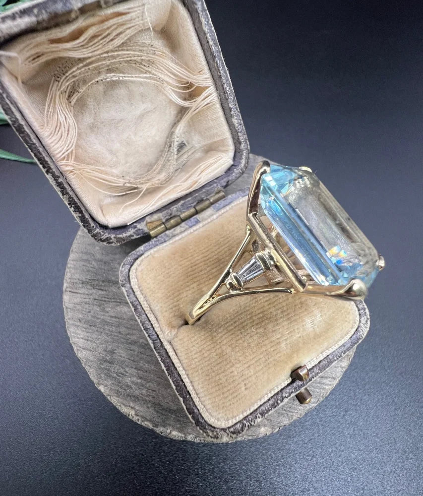Vintage 19.64ct Aquamarine Solitaire Cocktail Ring with Baguette Diamond Shoulders