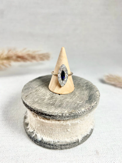 Edwardian 18 Carat Gold and Platinum Sapphire Diamond Marquise/Navette Ring