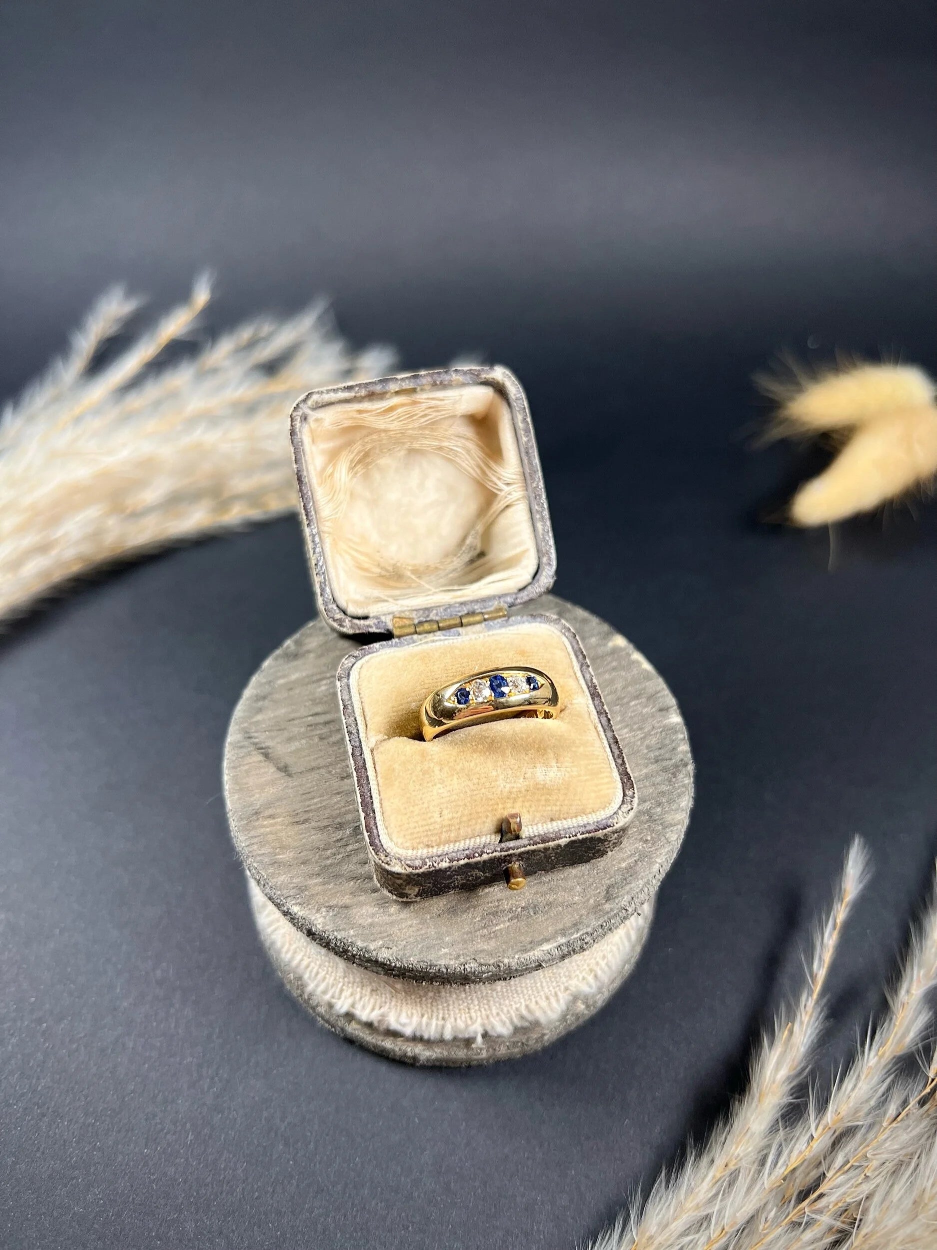 Antique 18ct Yellow Gold, Birmingham Hallmarked 1891, Victorian Sapphire & Diamond Five Stone Gypsy Band Ring