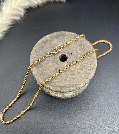 Antique 9 Carat Rose Gold 18.5 Inch Oval Faceted Belcher Link Chain, Circa 1900