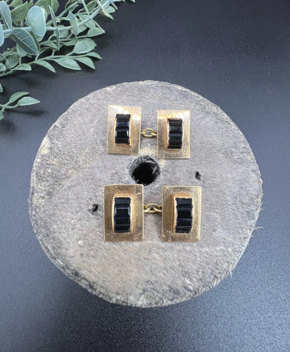 Vintage 18 Carat Yellow Gold, 1940's Onyx Rectangular Shaped Cufflinks