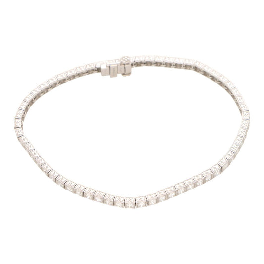 Contemporary 2.52 Carat Diamond Line Tennis Bracelet In Platinum