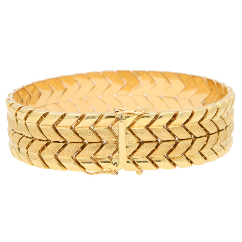Vintage 1970s Chevron Link 18ct Yellow Gold Bracelet