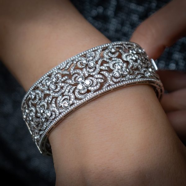 DIAMOND BANGLE