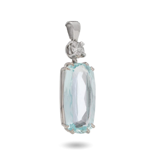 White gold pendant with 8.68 Aquamarine and one diamond, made in 21st century.