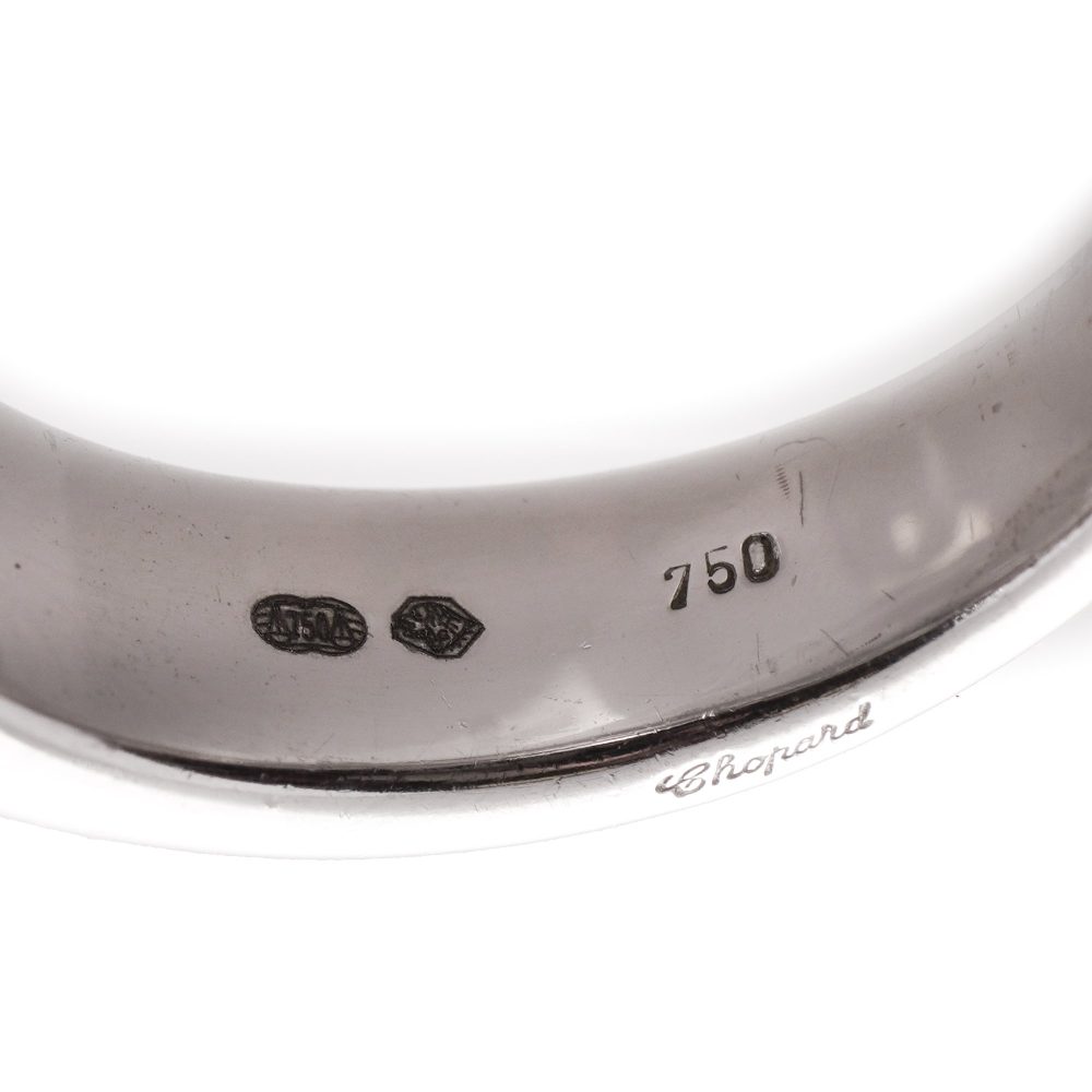 Chopard white gold ring with diamonds.