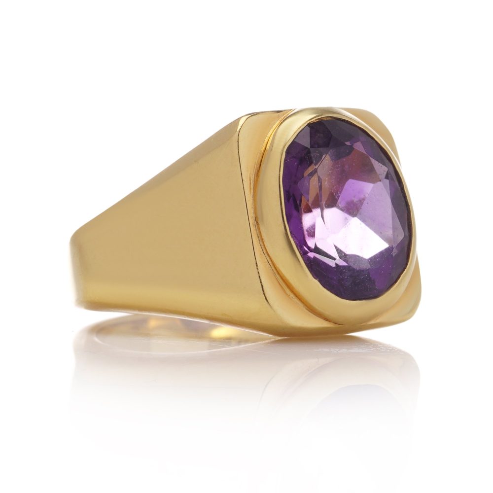 Bvlgari 2.50ct Oval Amethyst and 22ct Gold Geometric Band Ring