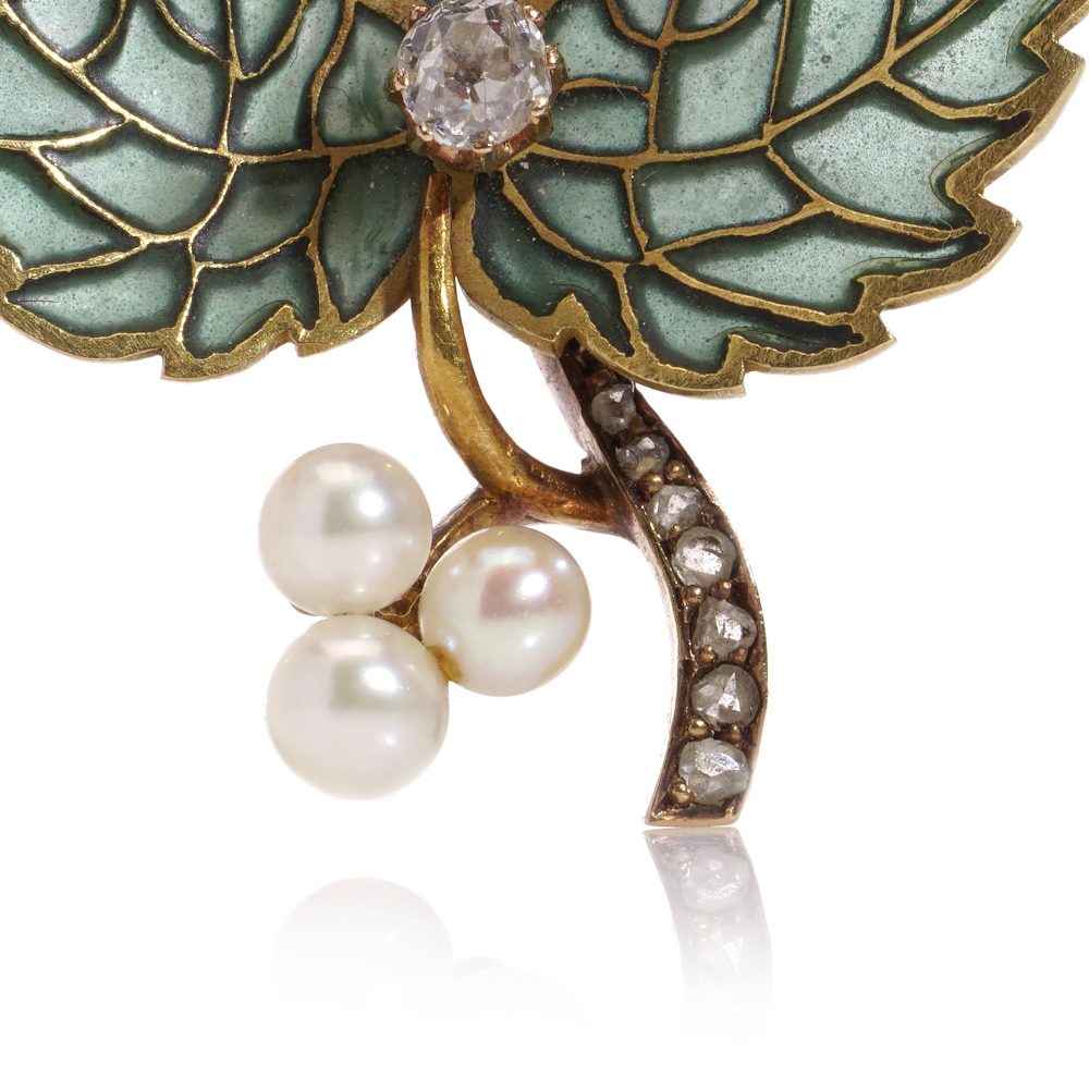 Green plique-a-jour enamel gold leaf brooch with diamonds and pearls.