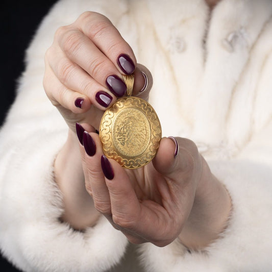Victorian 20 Carat Yellow Gold Mourning Locket Pendant