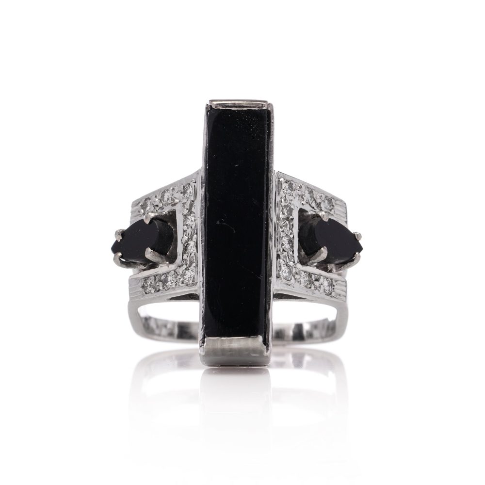 Vintage Alan Martin Gard Onyx and Diamond Ring in 18ct White Gold
