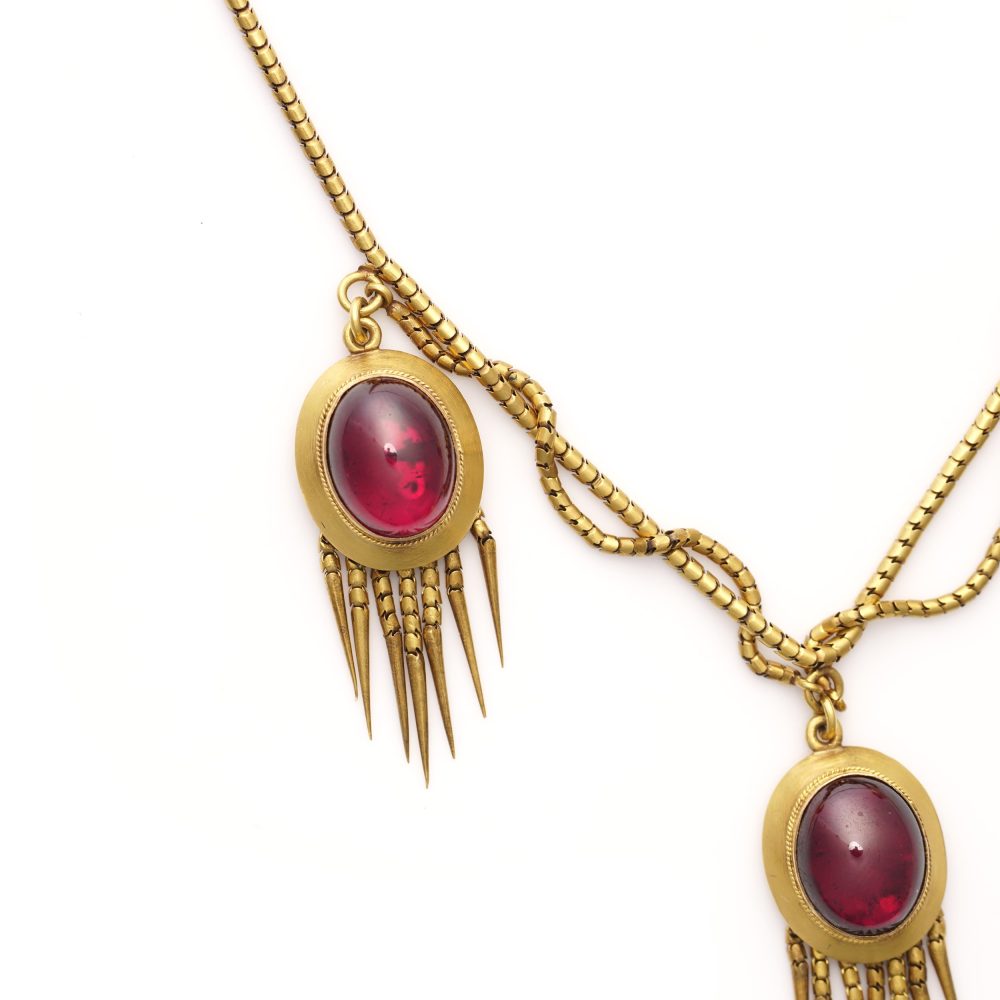 Early Victorian Antique Etruscan Revival Garnet and 20ct Gold Necklace and Earrings Jewellery Suite