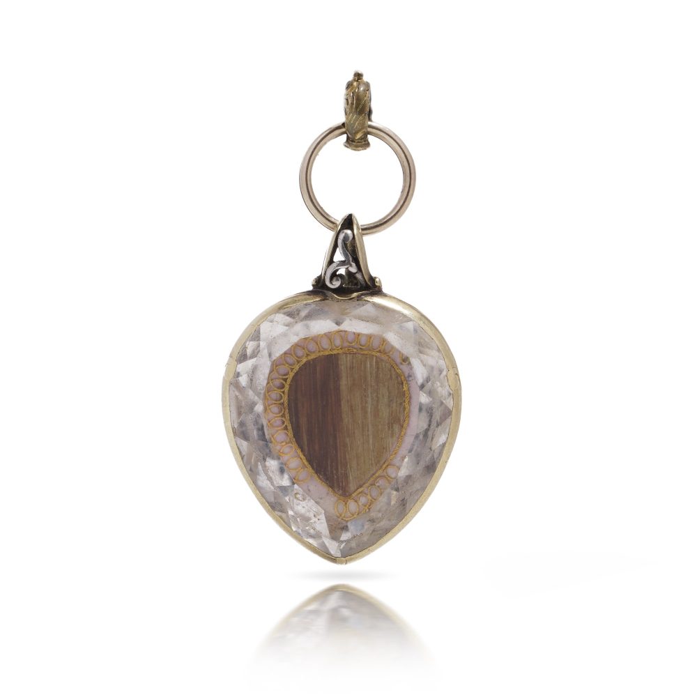 Stuart Crystal memorial locket in 18 carat yellow gold
