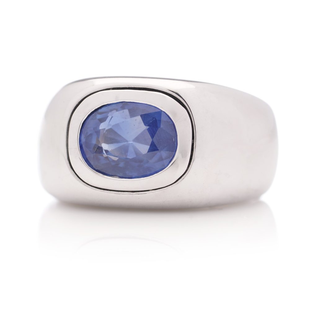 2ct Oval Natural Sapphire Set 18ct White Gold Chunky Domed Unisex Ring