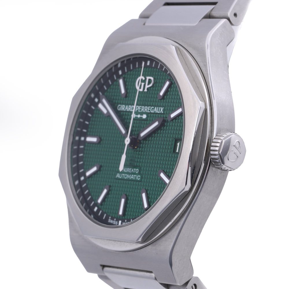 Girard-Perregaux Stainless Steel Men's Wristwatch Ref. 81010