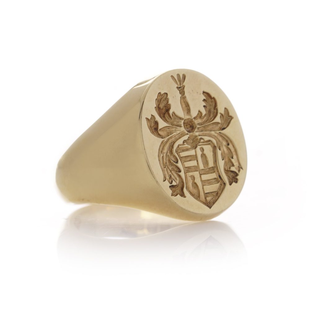 Vintage 18ct Yellow Gold Signet Ring with Coat of Arms