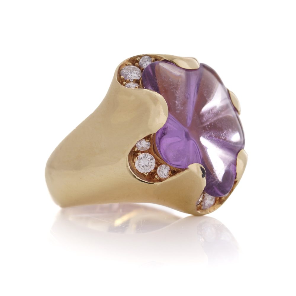 Amethyst and diamond gold ring.