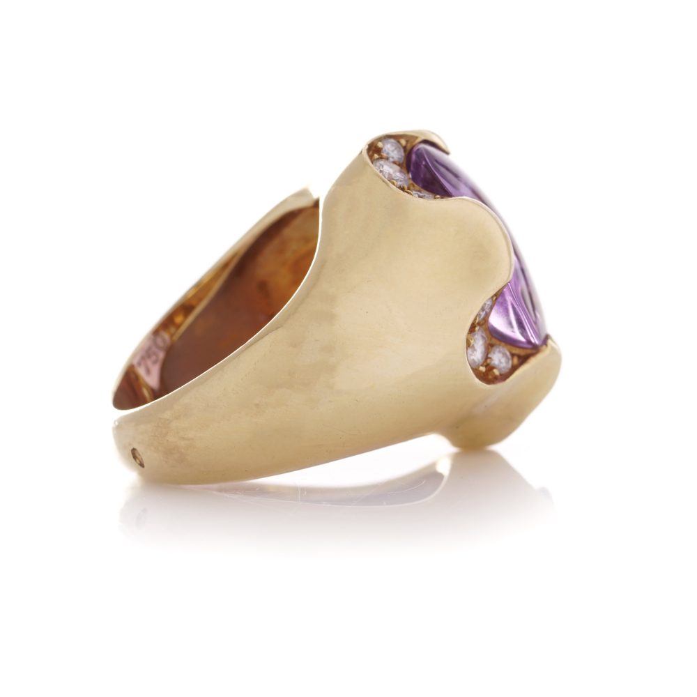 Amethyst and diamond gold ring.