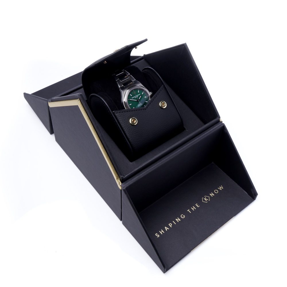 Girard-Perregaux Stainless Steel Men's Wristwatch Ref. 81010