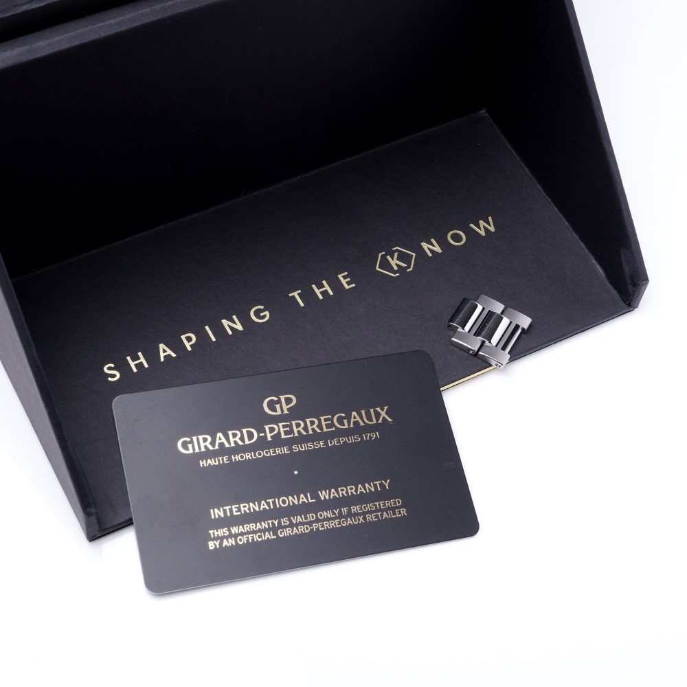 Girard-Perregaux Stainless Steel Men's Wristwatch Ref. 81010